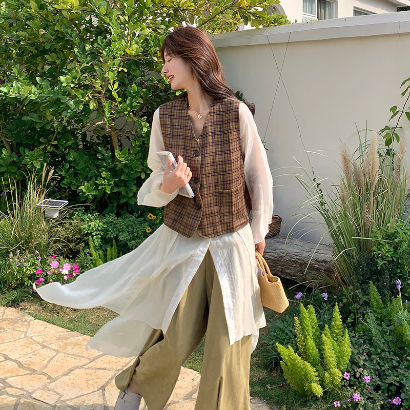 松弛感格纹马甲衬衣阔腿裤叠穿套装2025新款女春韩系高级感一整套,女装套装/套裙,2C073