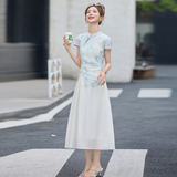 现货2025夏装新款新中式连衣裙修身显瘦风裙子绣花百搭长款，女装连衣裙，唯婧