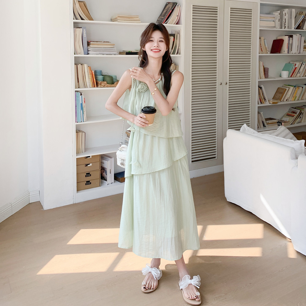 绿色无袖连衣裙女夏季新款海边度假温柔甜美显瘦氛围感仙女裙长裙,女装连衣裙,2C131