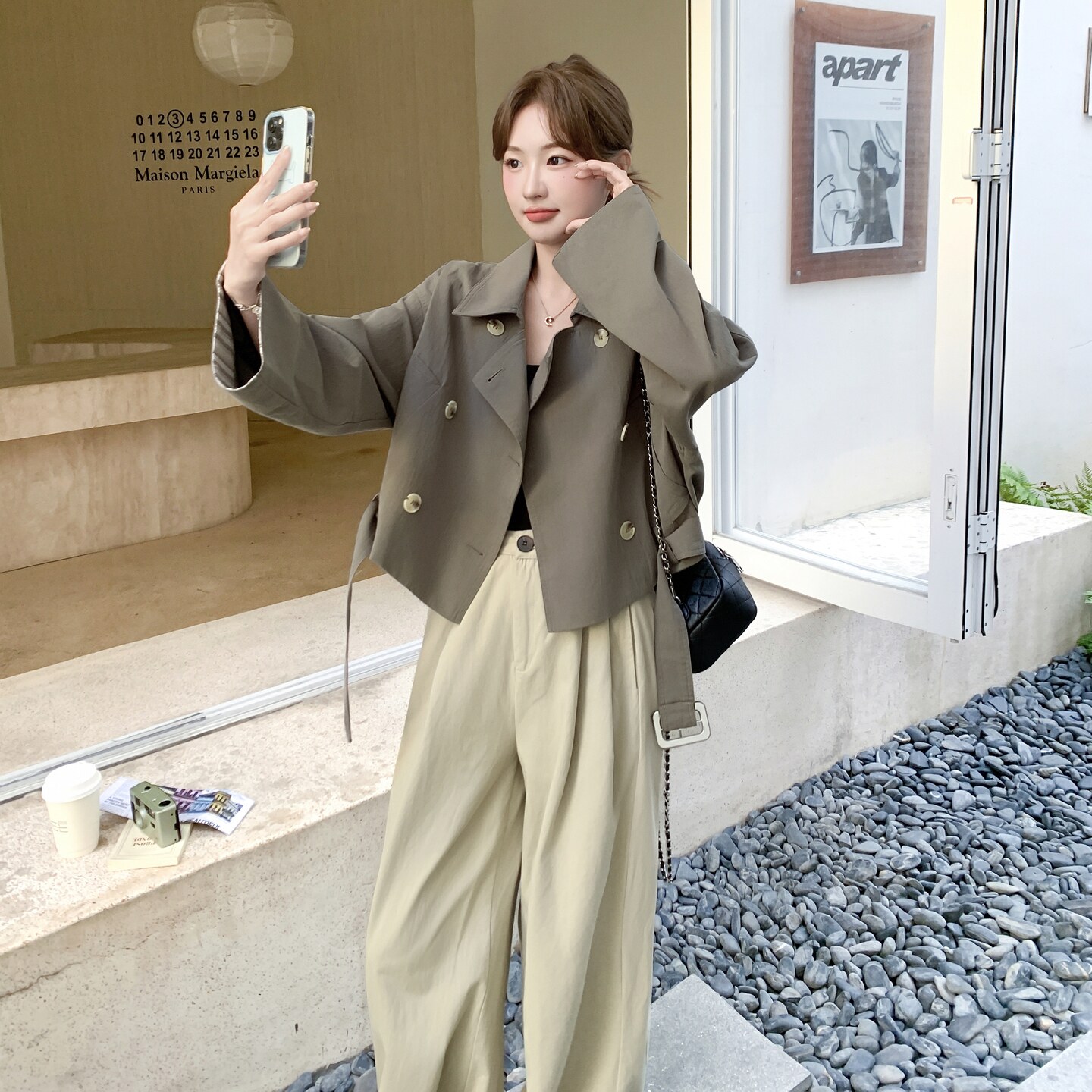军绿色短款风衣外套女秋季2025新款韩系chic别致宽松显瘦休闲上衣,女装风衣,2C325