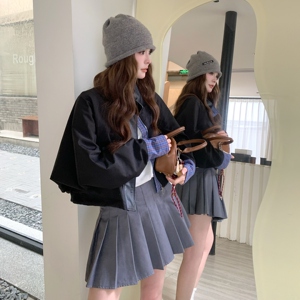 减龄休闲格纹拼接短外套女图片
