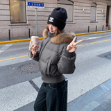 灰色
