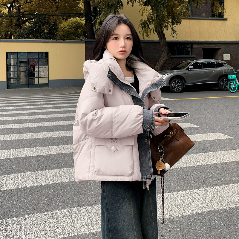 韩系设计感牛仔拼接羽绒服女2025冬季新款小个子加厚保暖面包服潮,女装羽绒服,2C082