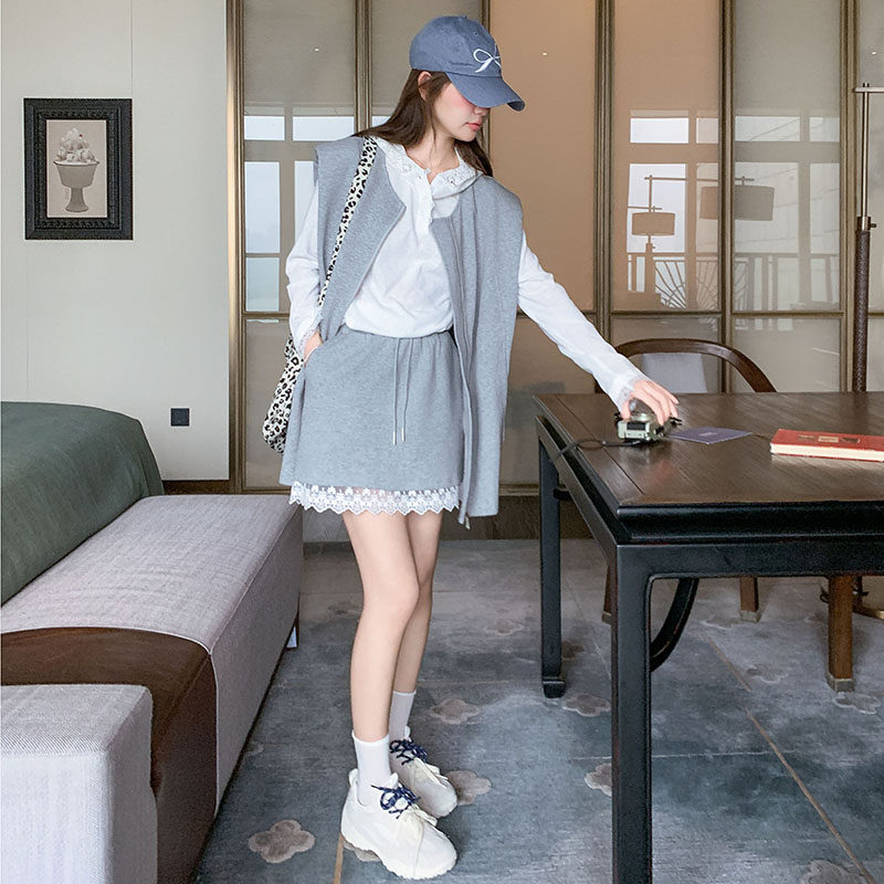 灰色超火马甲套装裙女春季2025新款小个子蕾丝拼接t恤短裙三件套,女装套装/套裙,2C159