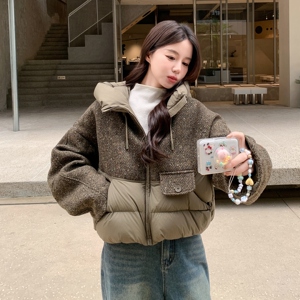 复古拼接连帽羽绒服女短款面包服宽松设计感小众冬季加厚保暖外套图片