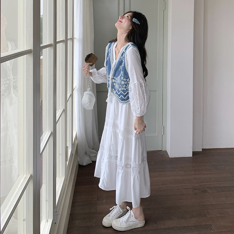 文艺风穿搭白色长袖连衣裙配牛仔马甲女春秋超火好看绝美长裙套装,女装套装/套裙,2D078