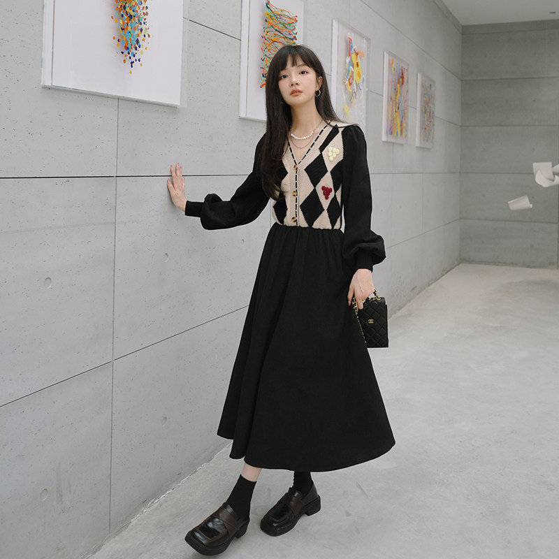 现货2025秋季新款针织拼接连衣裙2C053款号8812/P120/K168,女装连衣裙,2C053