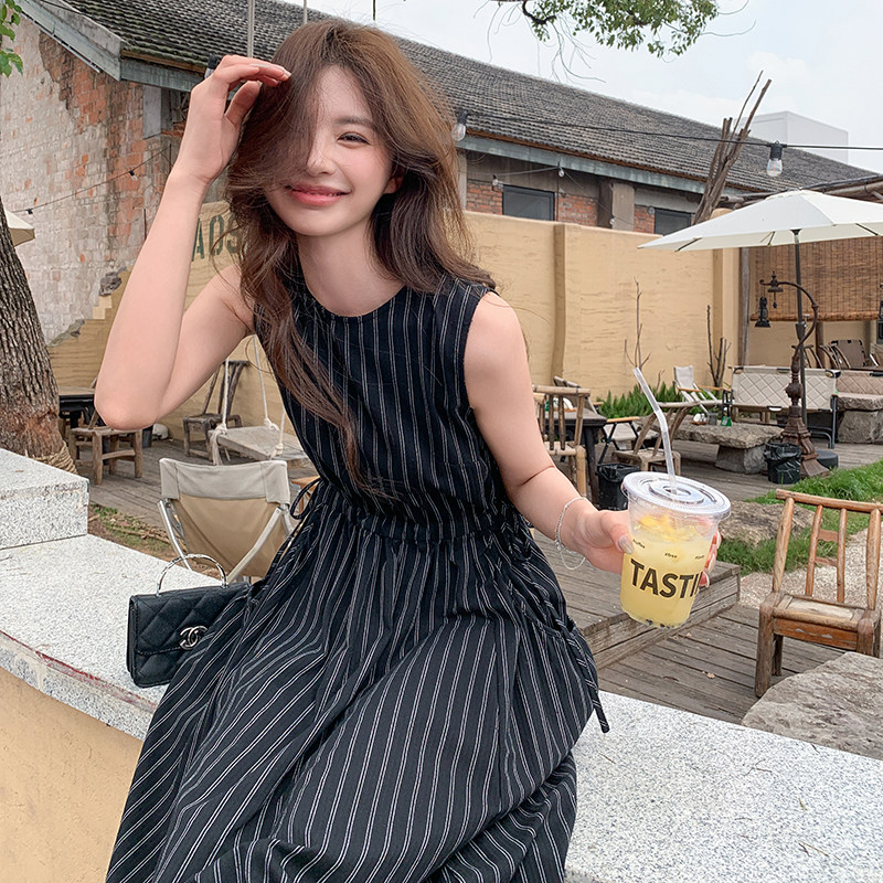 法式复古气质条纹背心连衣裙女2025夏季新款韩系收腰显瘦盐系长裙,女装连衣裙,2C107
