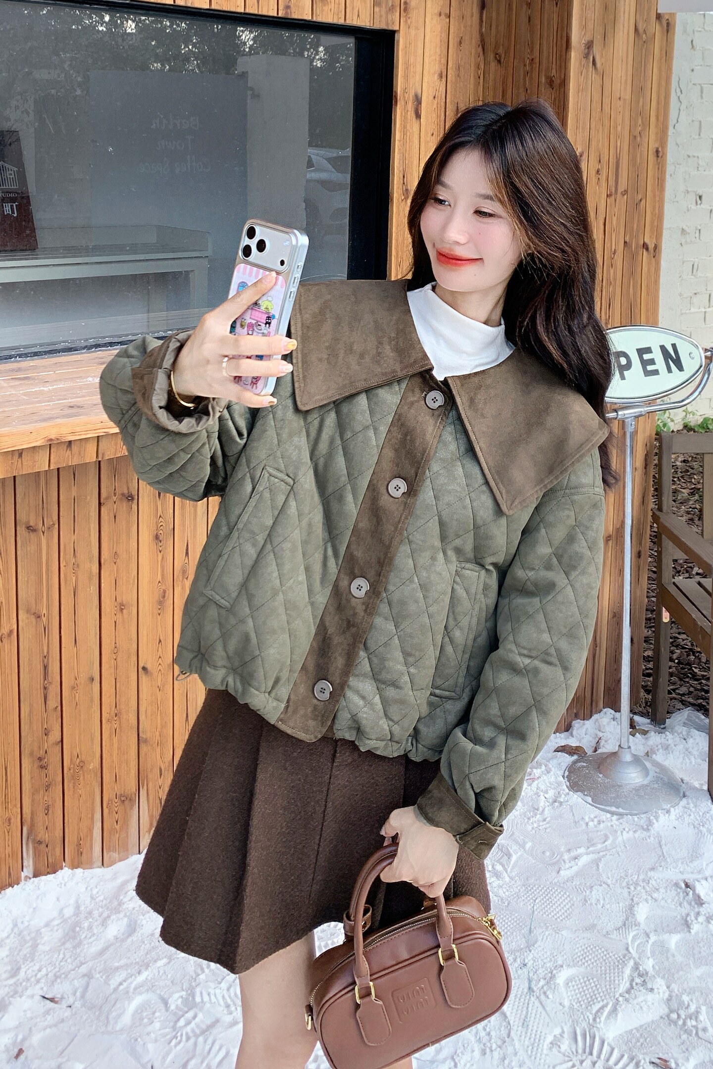 军绿色翻领菱格棉服女2025冬季新款复古麂皮绒减龄小个子短款外套,女装棉衣/棉服,2C159