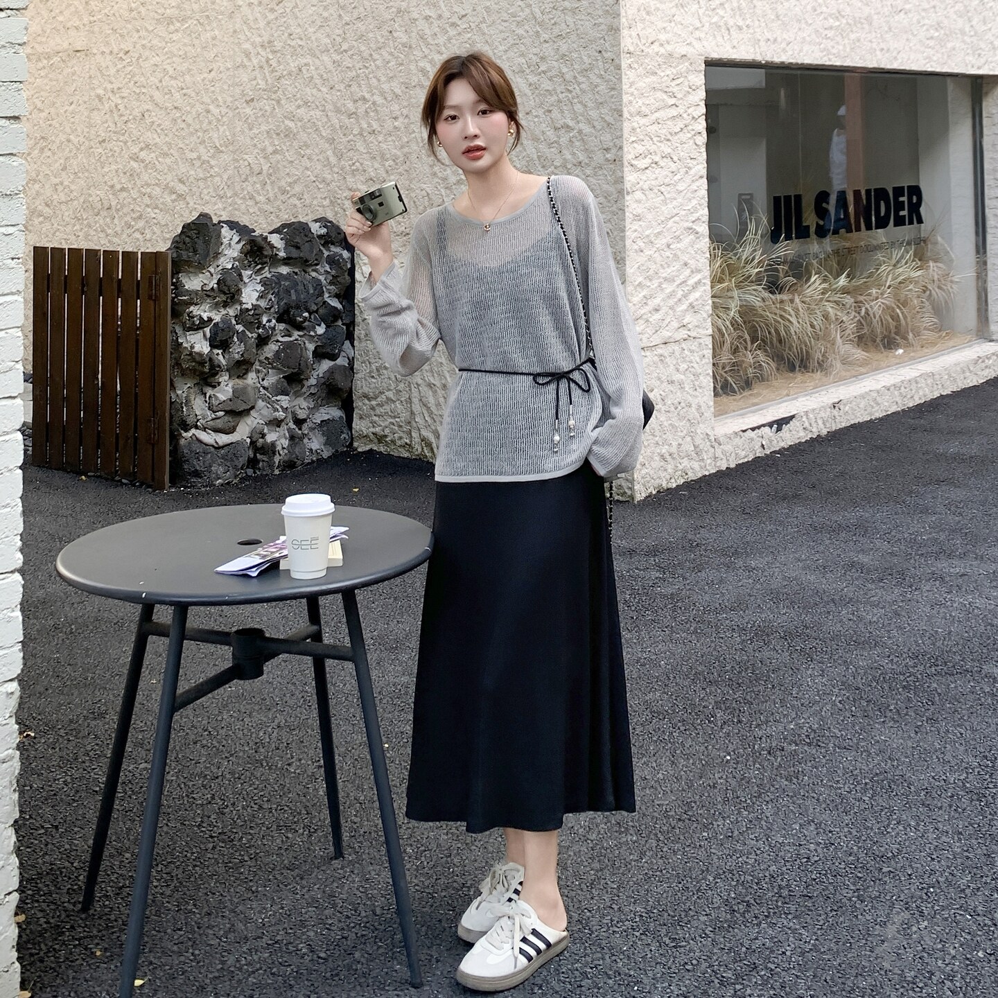 时尚休闲套装女春秋季设计感镂空薄款针织衫内搭吊带裙长袖两件套,女装连衣裙,2C166