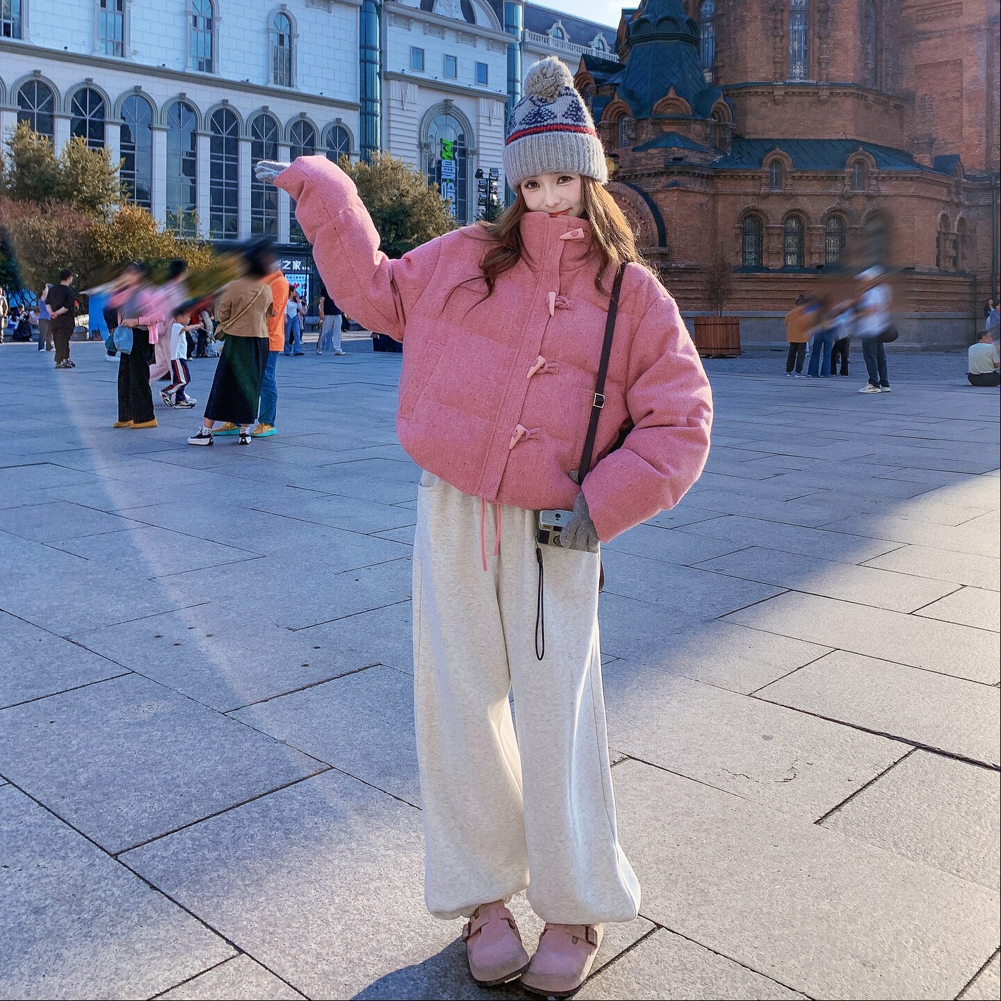 粉色韩系牛角扣羽绒服外套女冬季新款小个子加绒加厚白鸭绒面包服,女装羽绒服,2D008