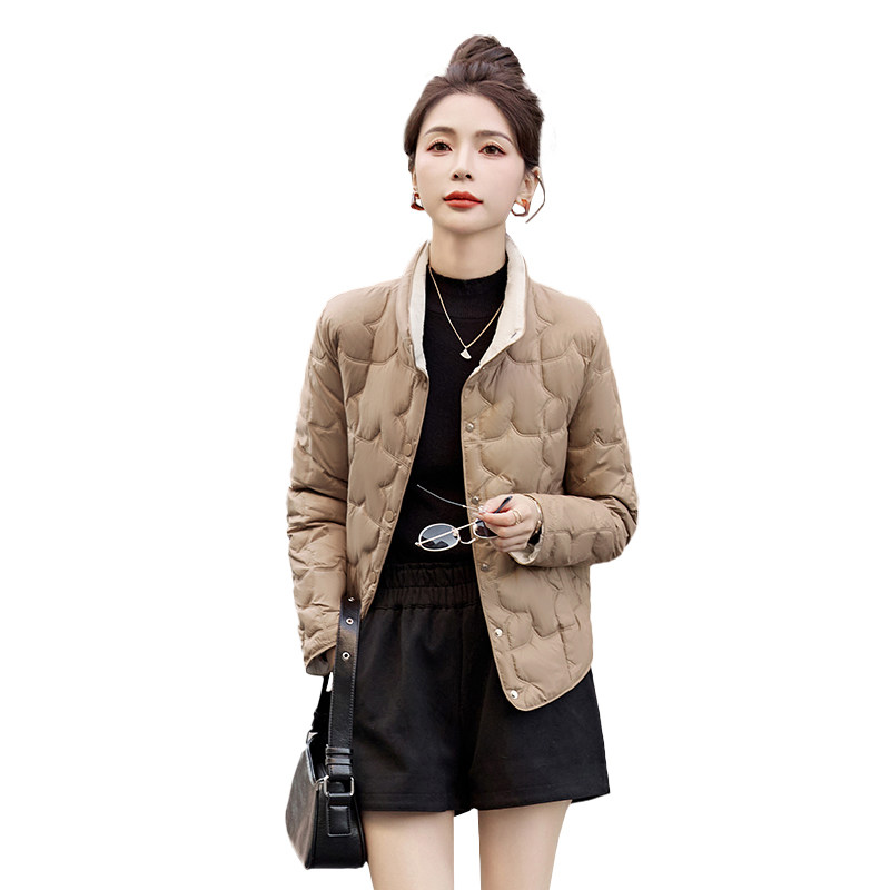 时尚洋气轻薄拼色棉服女2025冬季新款韩版宽松小个子外套,女装棉衣/棉服,自然秀