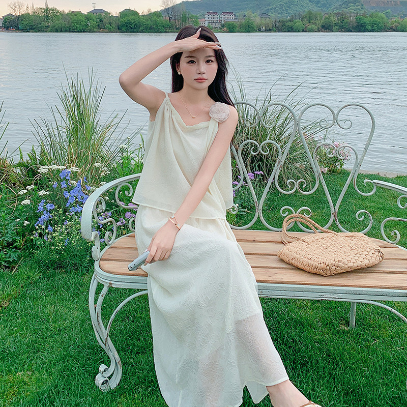 现货：25年夏装新款度假仙美两件套吊带套装裙2C135-5067P115K168,女装套装/套裙,2C135