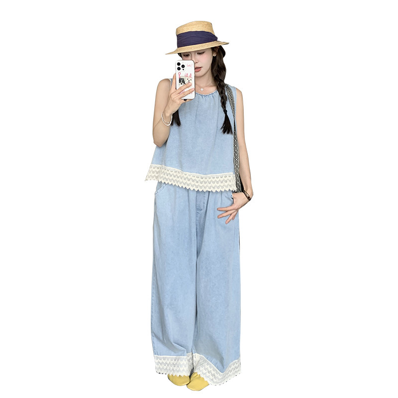 蓝色减龄时尚牛仔套装女2025夏新款蕾丝拼接圆领背心阔腿裤两件套,女装套装/套裙,2D043