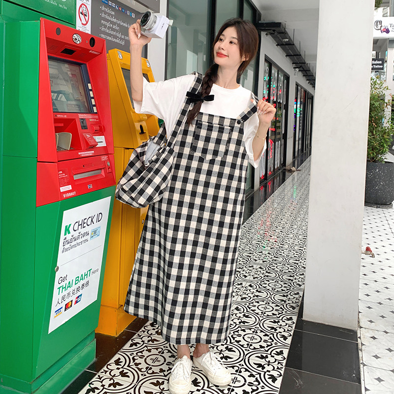 小众设计感黑白格纹背带裙女夏季新款学院风减龄休闲吊带连衣裙子,女装孕妇装,2C177