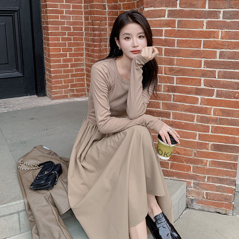 辣妹褶皱抹胸连衣裙女装时尚气质a字裙收腰显瘦中长裙子图片