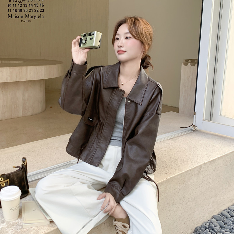 2025秋季新款美式复古高级感PU皮外套女短款下摆抽绳翻领夹克上衣,女装皮衣,2C092