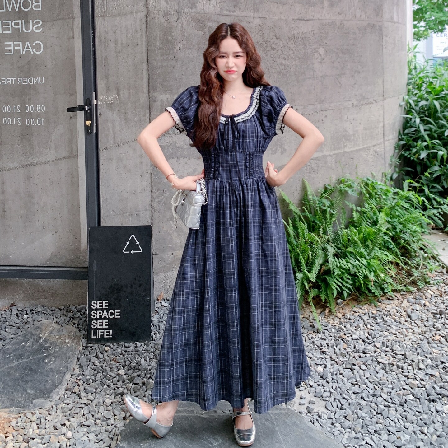 蓝色复古格子连衣裙女2025夏季新款法式文艺风气质显瘦泡泡袖长裙,女装连衣裙,2C259