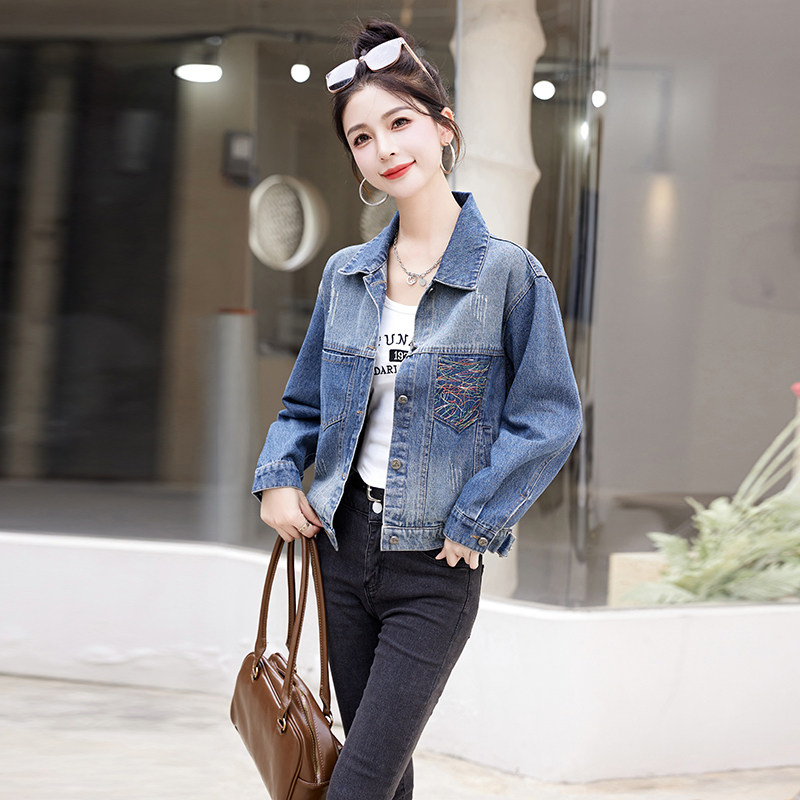 复古港风牛仔外套女2023春秋新款高级感刺绣翻领休闲百搭短款上衣,女装短外套,新感觉