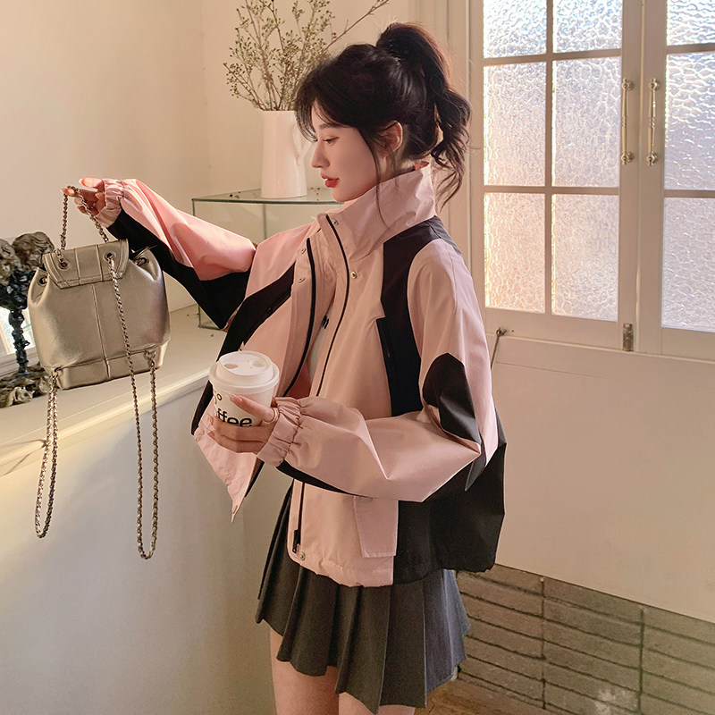 【2025早春现货】粉色连帽冲锋衣外套P135K188,女装短外套,2D045