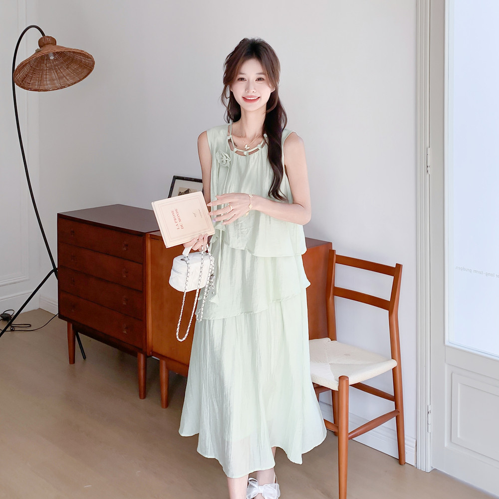 海边度假风绿色连衣裙女2025新款夏日绝美巨好看气质显瘦背心长裙,女装连衣裙,2C131
