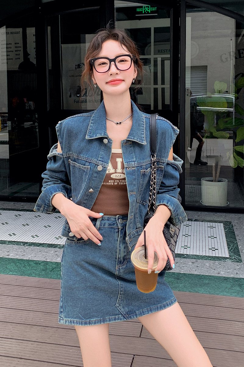 2025秋季新款韩系漏肩小心机牛仔两件套裙2C057-8120-P155-K228,女装套装/套裙,2C057
