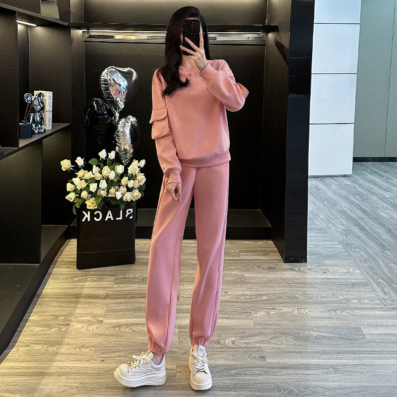 韩装女春季新款衣袖口袋设计感卫衣束脚裤两件套,女装套装/套裙,2C310