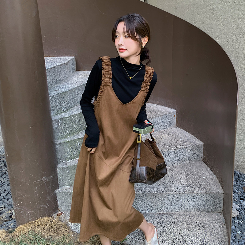 韩系chic咖色麂皮绒背带连衣裙叠穿打底衫女春秋独特漂亮长裙套装,女装套装/套裙,2C113