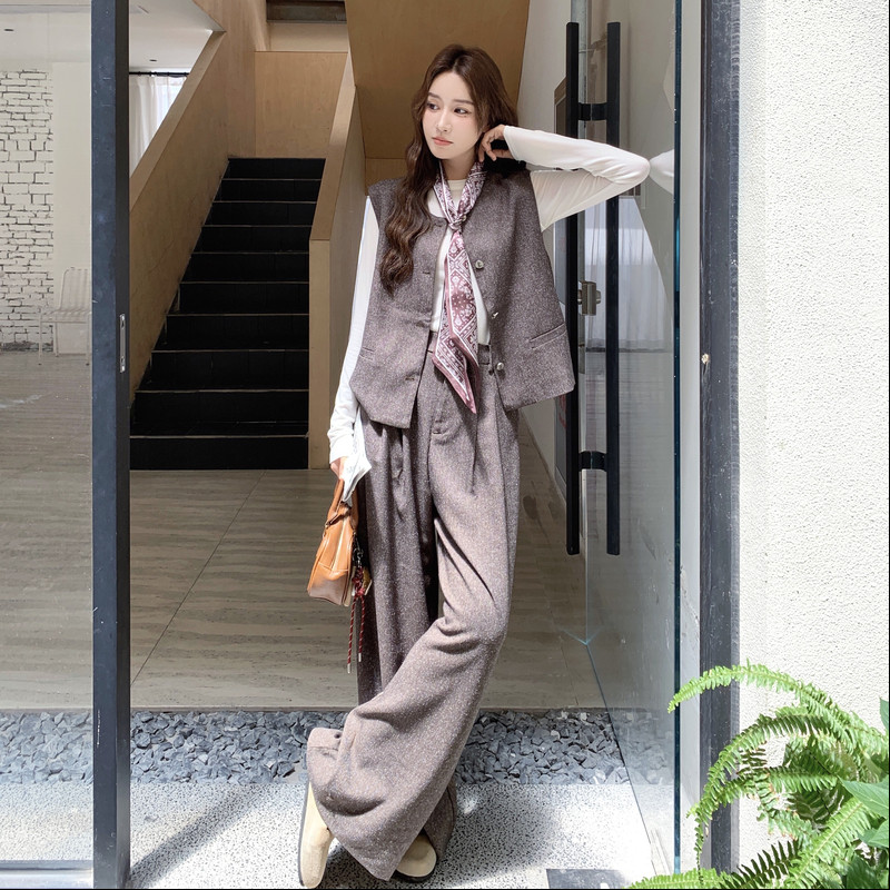 现货老钱风丝巾马甲阔腿裤三件套2B233-9757-P205控278,女装套装/套裙,2B233