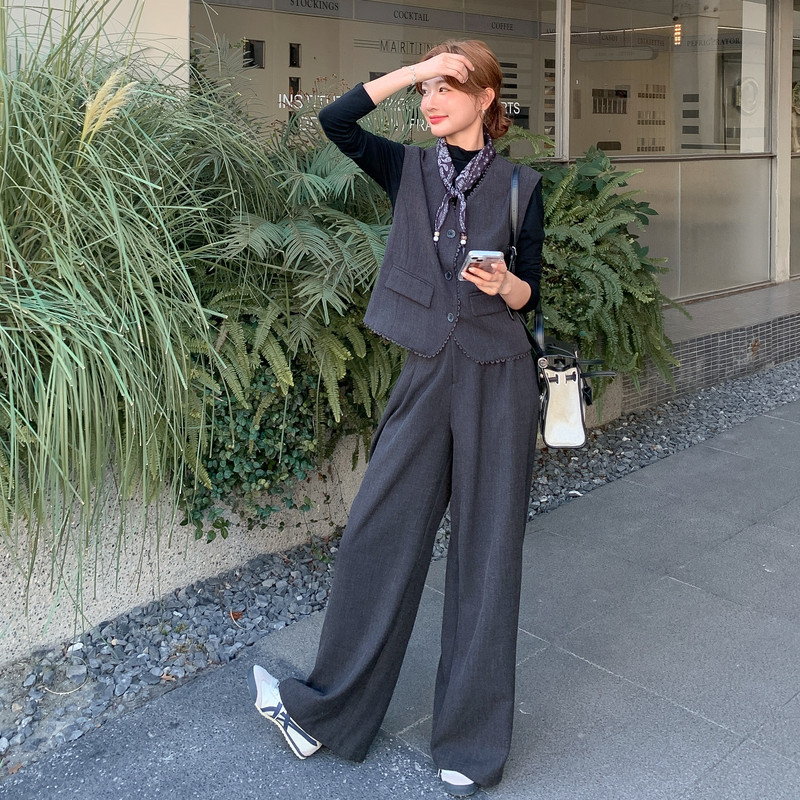深灰色慵懒风马甲上衣套装女2025春秋季新款法式减龄阔腿裤三件套,女装套装/套裙,2C203