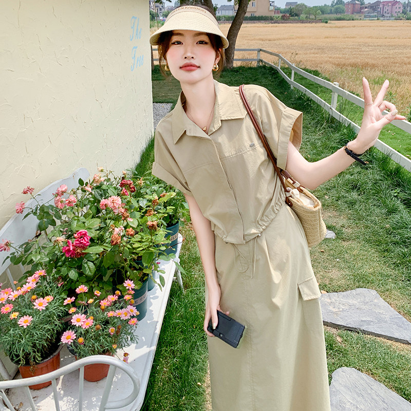 卡其色休闲设计感两件套连衣裙女夏季新款韩系松弛感通勤A字裙,女装套装/套裙,2C166