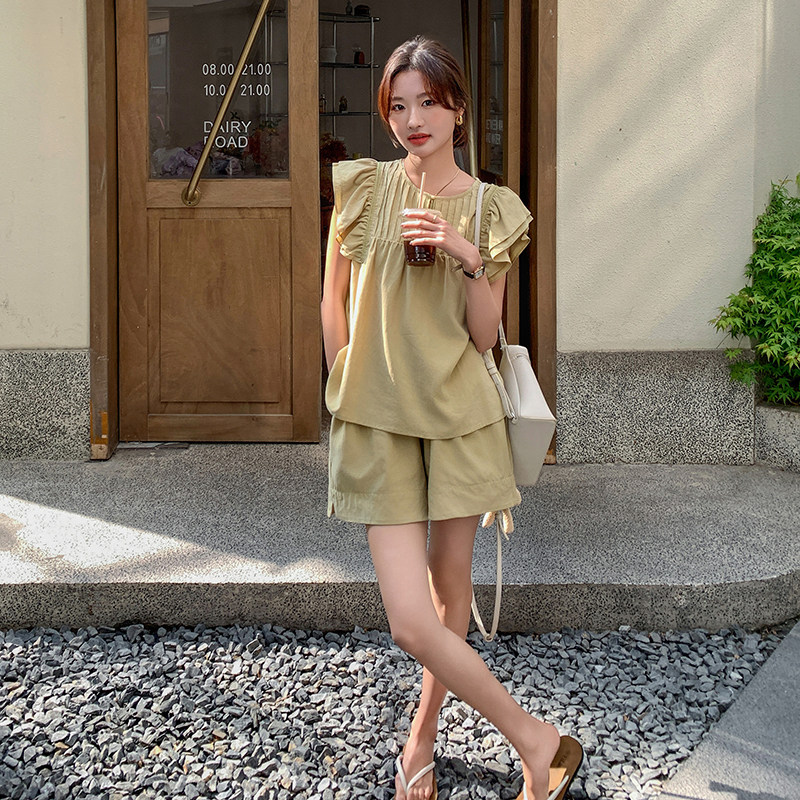 卡其色高级感薄款套装女夏季新款小个子休闲娃娃衫显瘦短裤两件套,女装套装/套裙,2C166