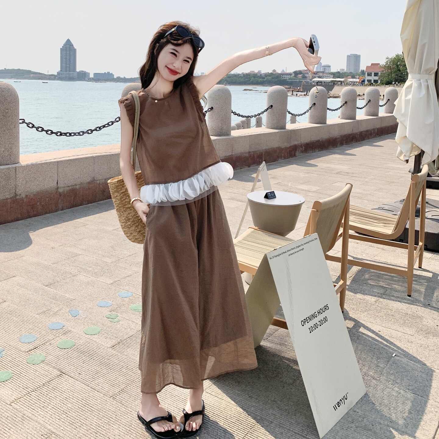 2025韩系甜美套装褶皱纯色无袖衬衫女夏季高腰休闲裤裙裤两件套,女装套装/套裙,2C166