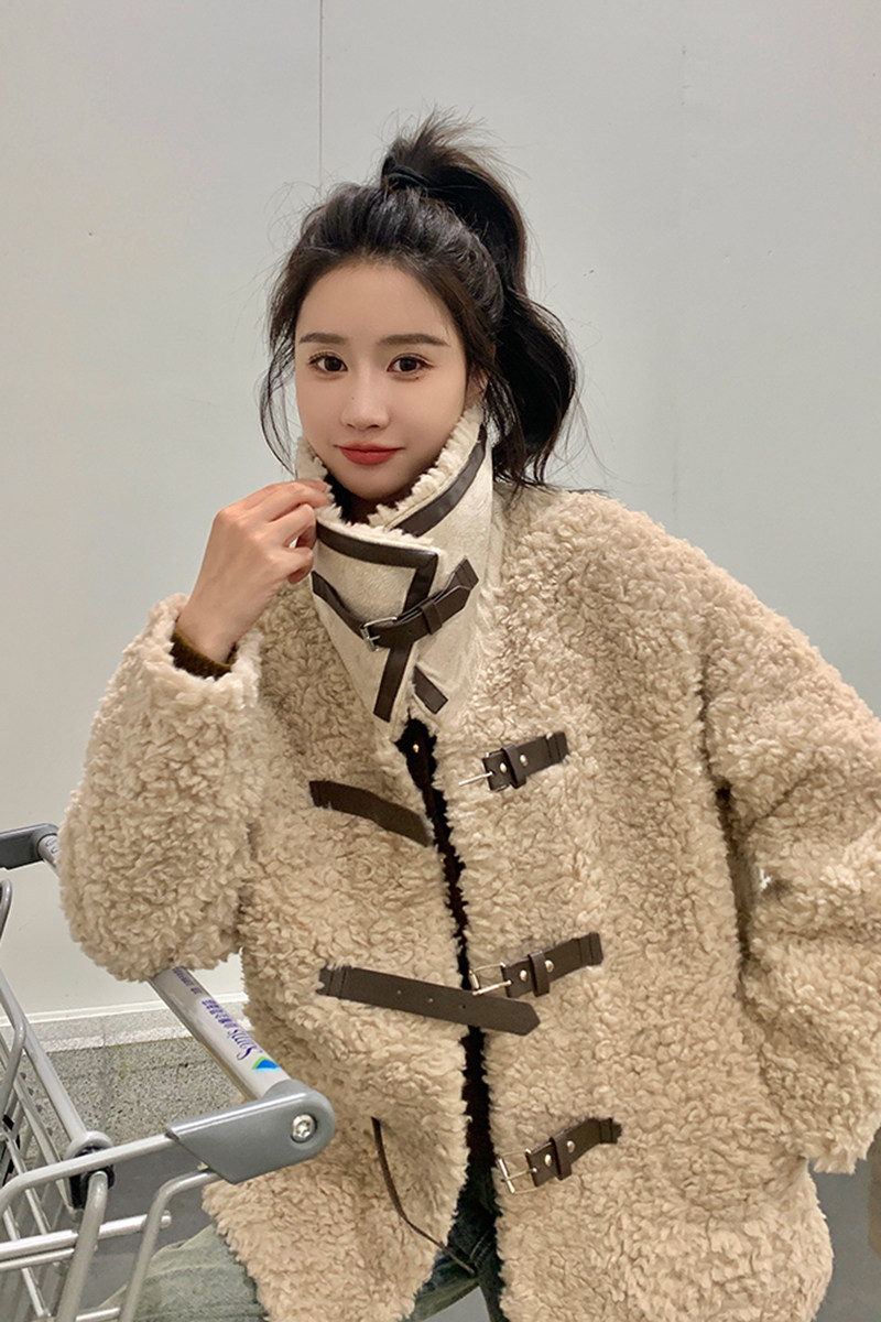 现货杨幂同款高级感立领保暖羊羔毛皮毛一体外套2381P205K288,女装皮草,2C029