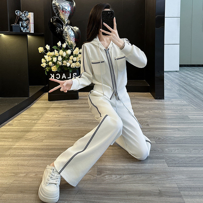 女春季减龄连帽卫衣高腰阔腿裤两件套,女装套装/套裙,2C310