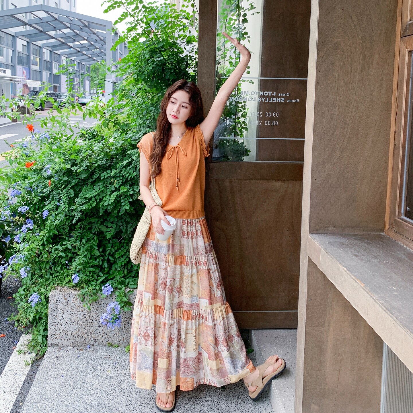 温柔系穿搭针织上衣套装女夏新款法式复古度假印花半身裙两件套图片
