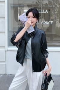 高级感格纹拼接黑色皮衣外套女春秋2025新款爆款巨好看PU夹克气质图片