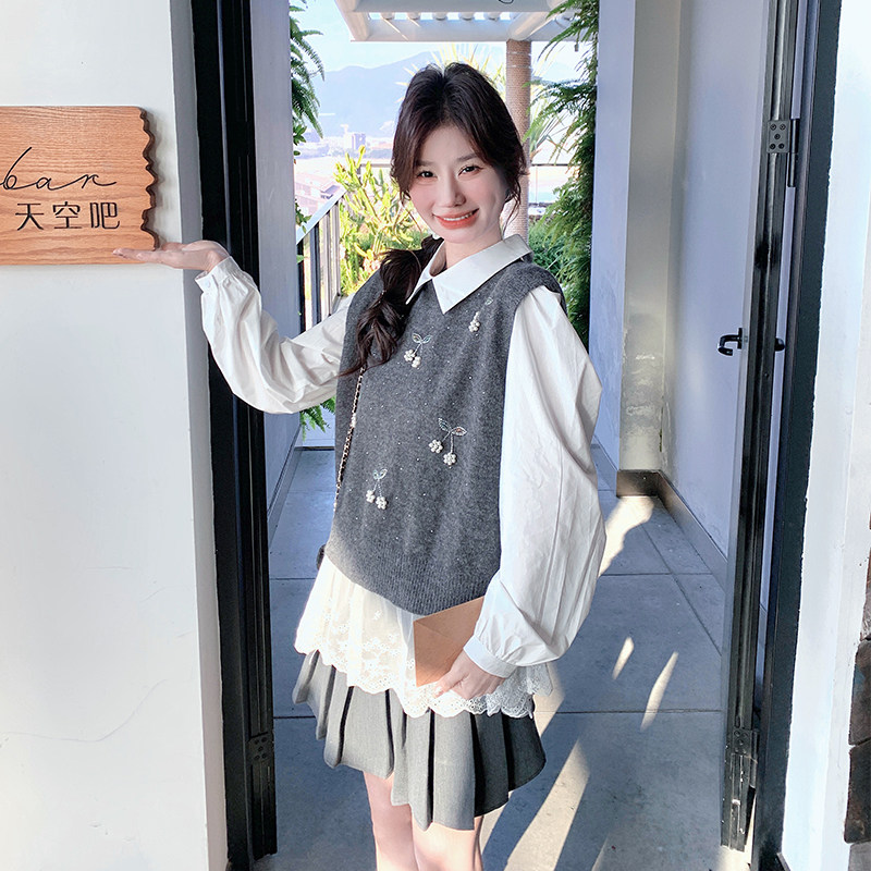 今年流行蕾丝拼接衬衫针织马甲套装女2025春新款学院风叠穿两件套,女装套装/套裙,2C056