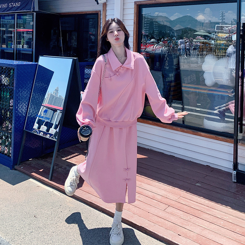 粉色休闲减龄套装裙女秋季新款奶甜系盘扣卫衣半身裙小个子两件套,女装套装/套裙,2C056