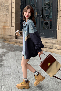 美式工装风短款拼接牛仔外套女春秋2025超火好看高级小众夹克上衣图片