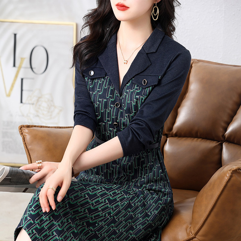 现货大码2025春季新款印花连衣裙,女装连衣裙,乐衣轩