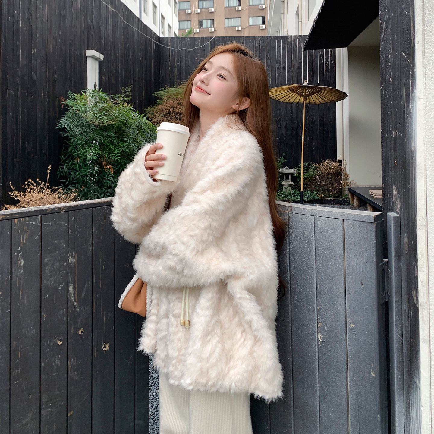 新款冬装新款皮毛一体外套590--P210K328,女装棉衣/棉服,2C073