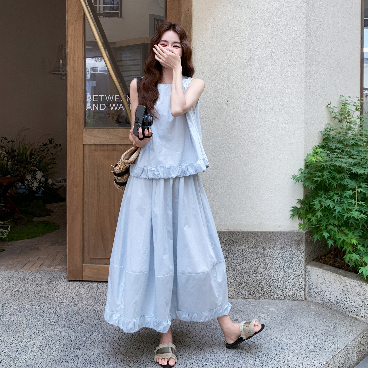 浅蓝色日系减龄文艺套装女2025夏季新款简约风花边背心半身裙套装,女装套装/套裙,2C325