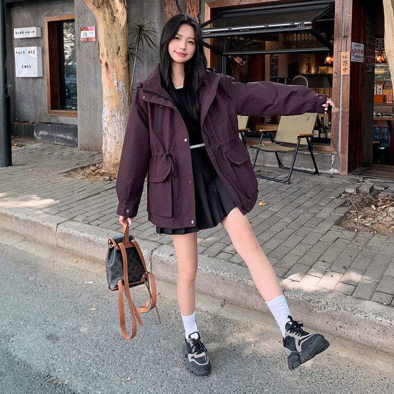 高级感超火好看紫色冲锋衣女春秋2025独特休闲登山服工装夹克外套,女装风衣,2C218