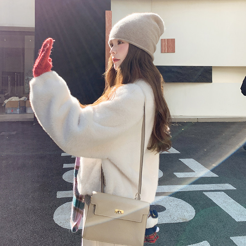 加绒加厚红色派克服女冬短款棉服2024新款棉衣棉袄仿兔毛毛小外套,女装短外套,2C087