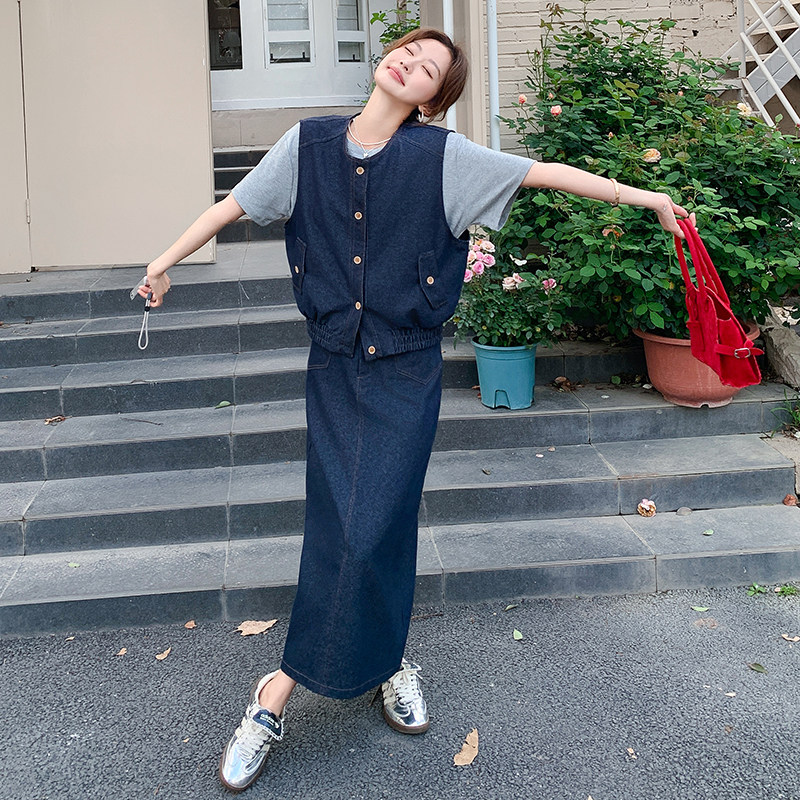韩系穿搭休闲牛仔马甲套装裙女2025夏季新款短袖T恤半身裙三件套,女装套装/套裙,2C177