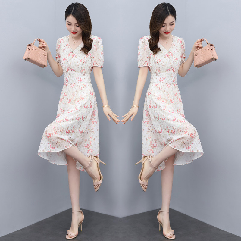2025年夏季碎花连衣裙修身显瘦中长款雪纺裙子,女装连衣裙,唯婧