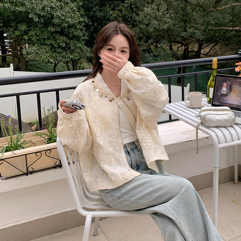 杏色蕾丝刺绣短款外套女2025秋季新款独特设计感超好看小个子上衣,女装短外套,2C285