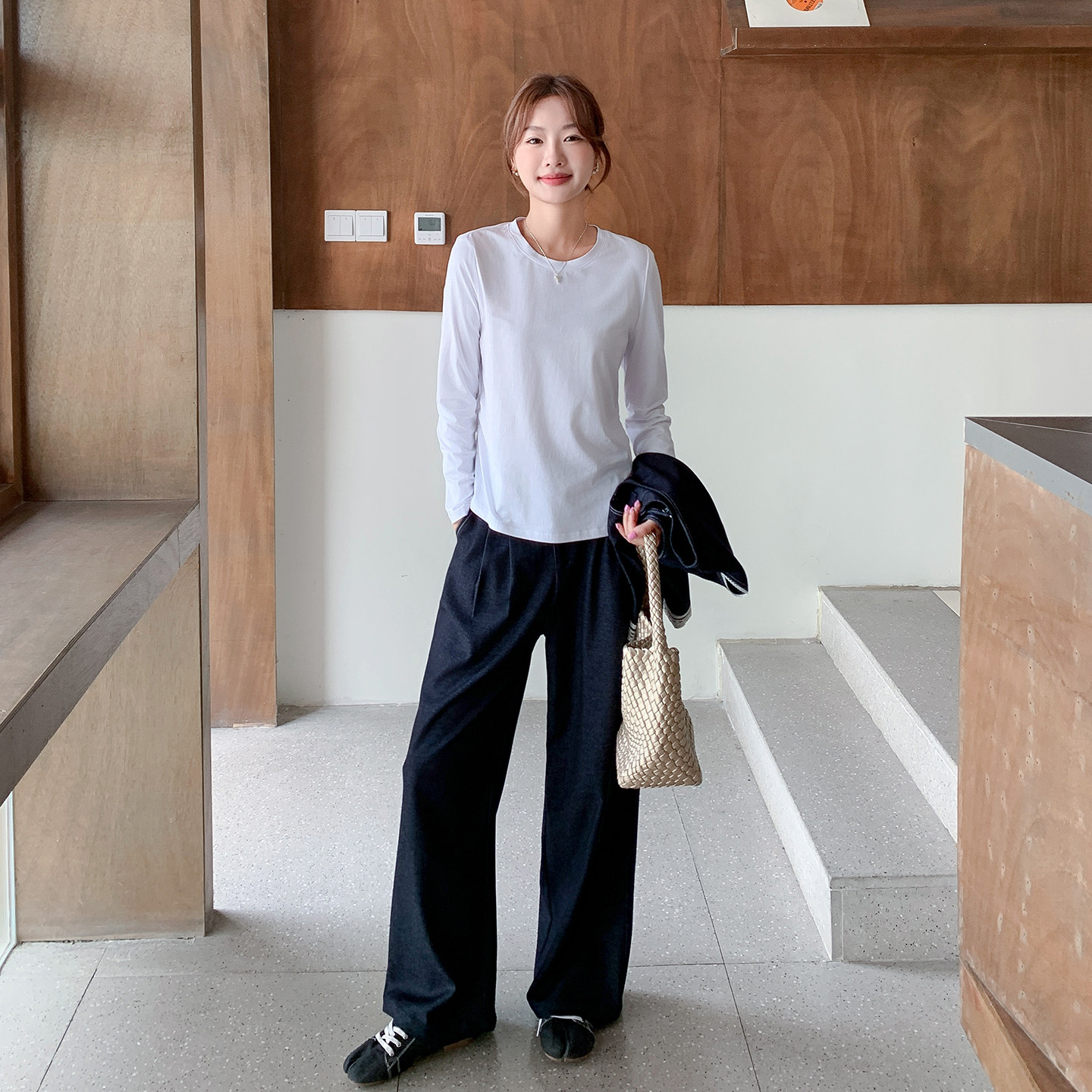 长袖T恤马甲时尚套装女2025年秋季新款洋气圆领外套阔腿裤三件套,女装套装/套裙,2D043