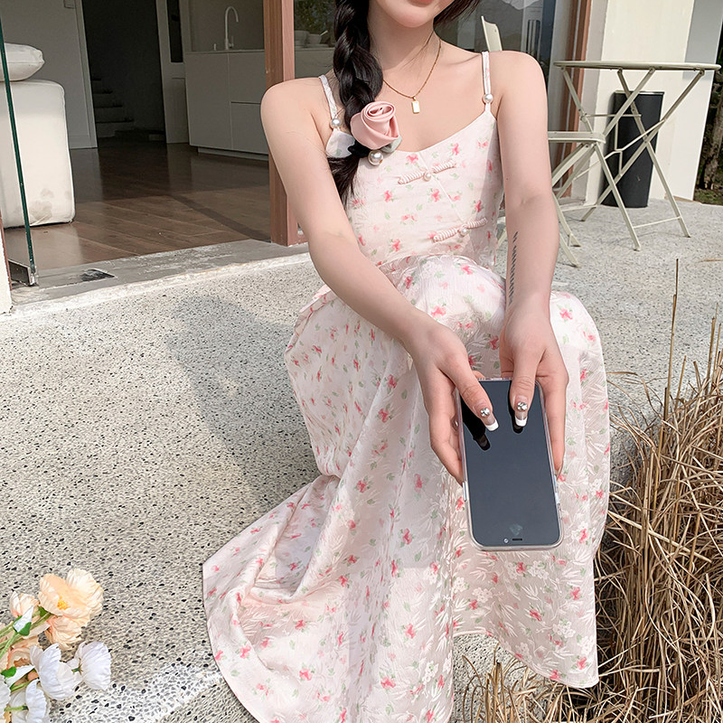 粉色小碎花吊带裙女中长款2025夏季新款法式高腰显瘦温柔风连衣裙,女装连衣裙,2C123